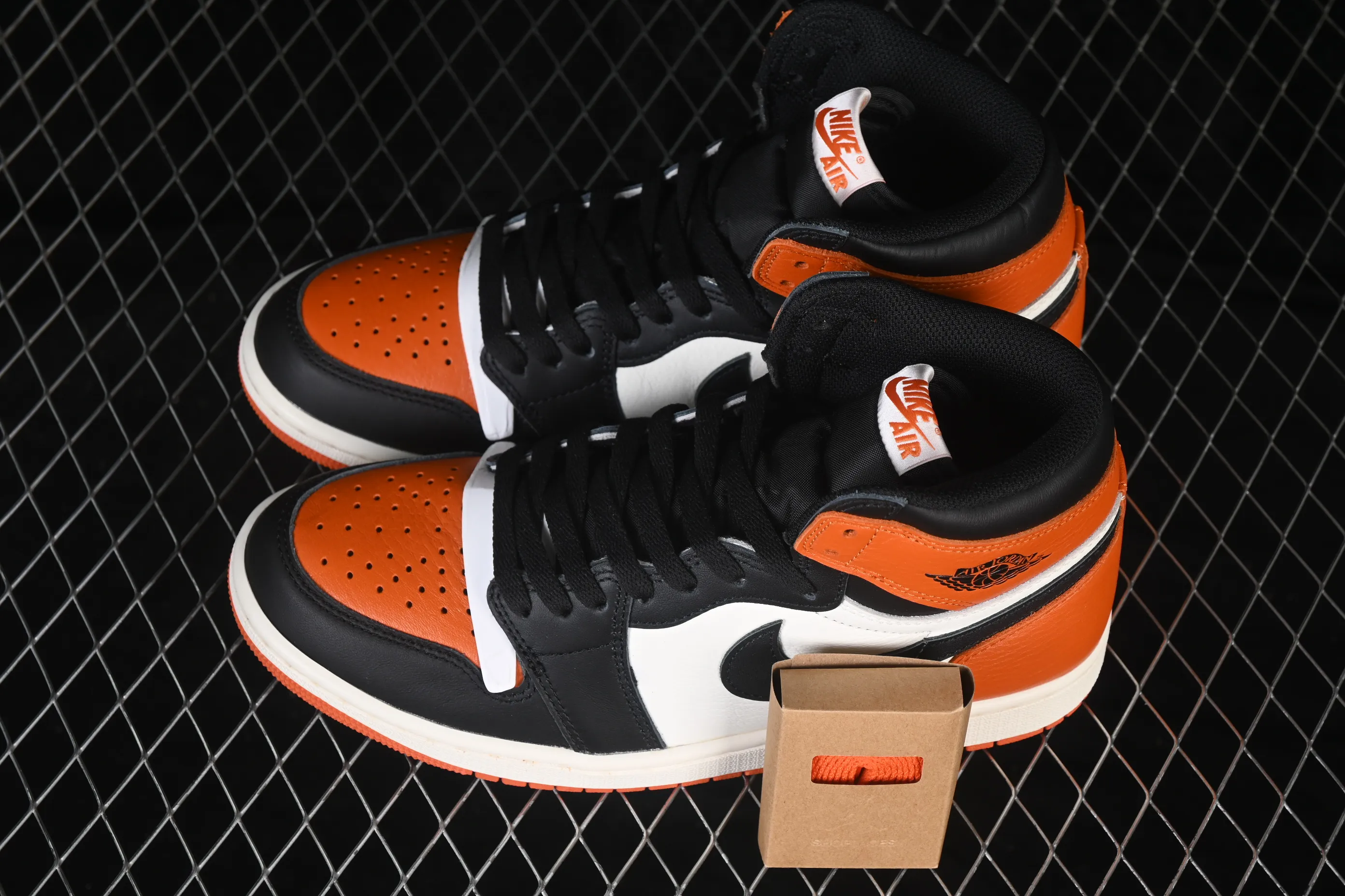 All categories Air Jordan Jordan series basketball shoes Air Jordan 1 High LJR version Air Jordan 1 High OG "Shattered Backboard" AJ1 Joe 1 new smash DZ5485-008